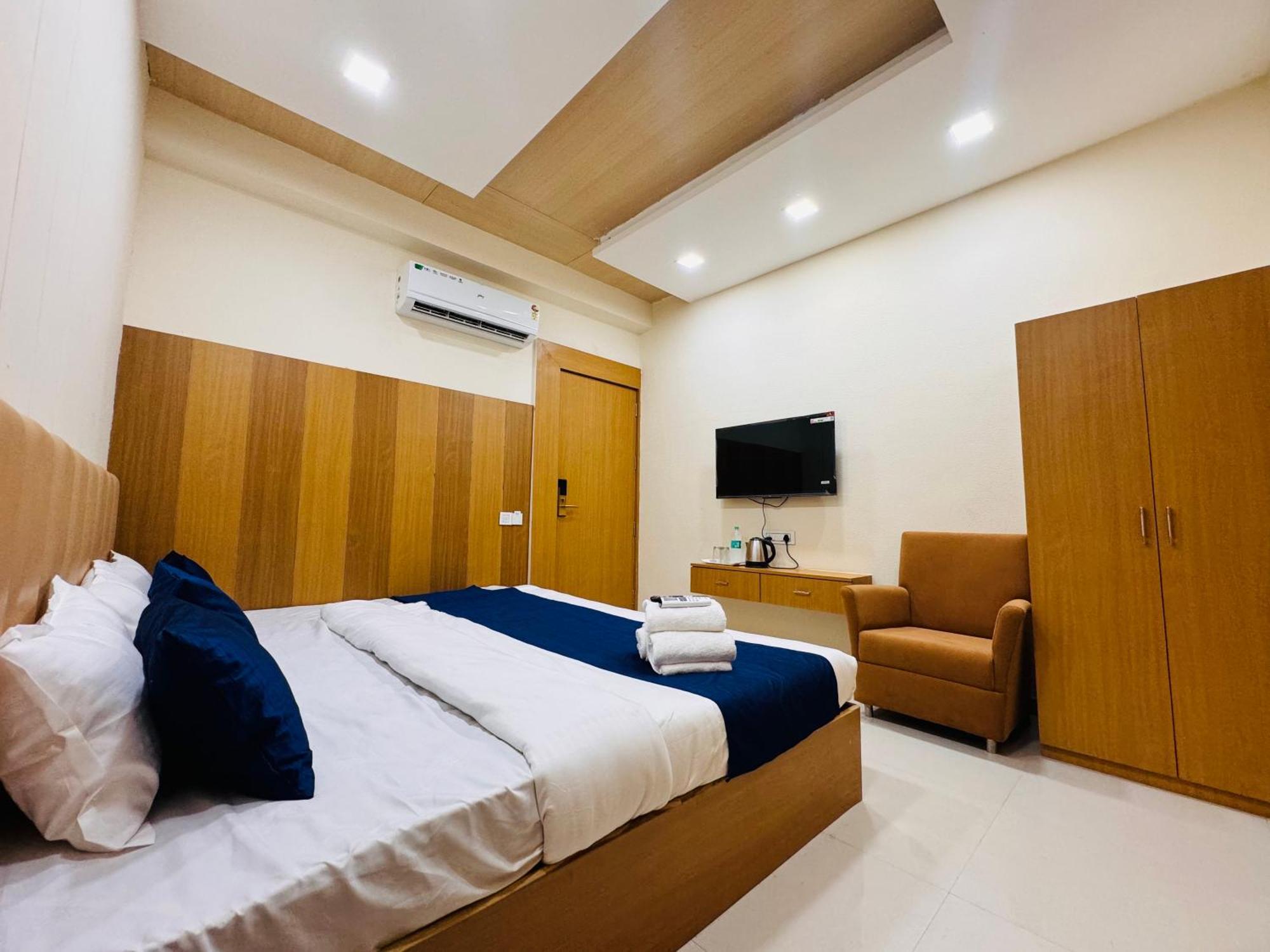 Hotel Shivlok Удджайн Номер фото