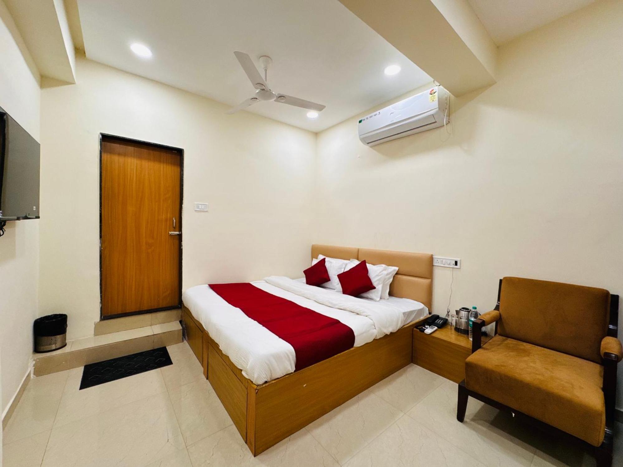 Hotel Shivlok Удджайн Экстерьер фото