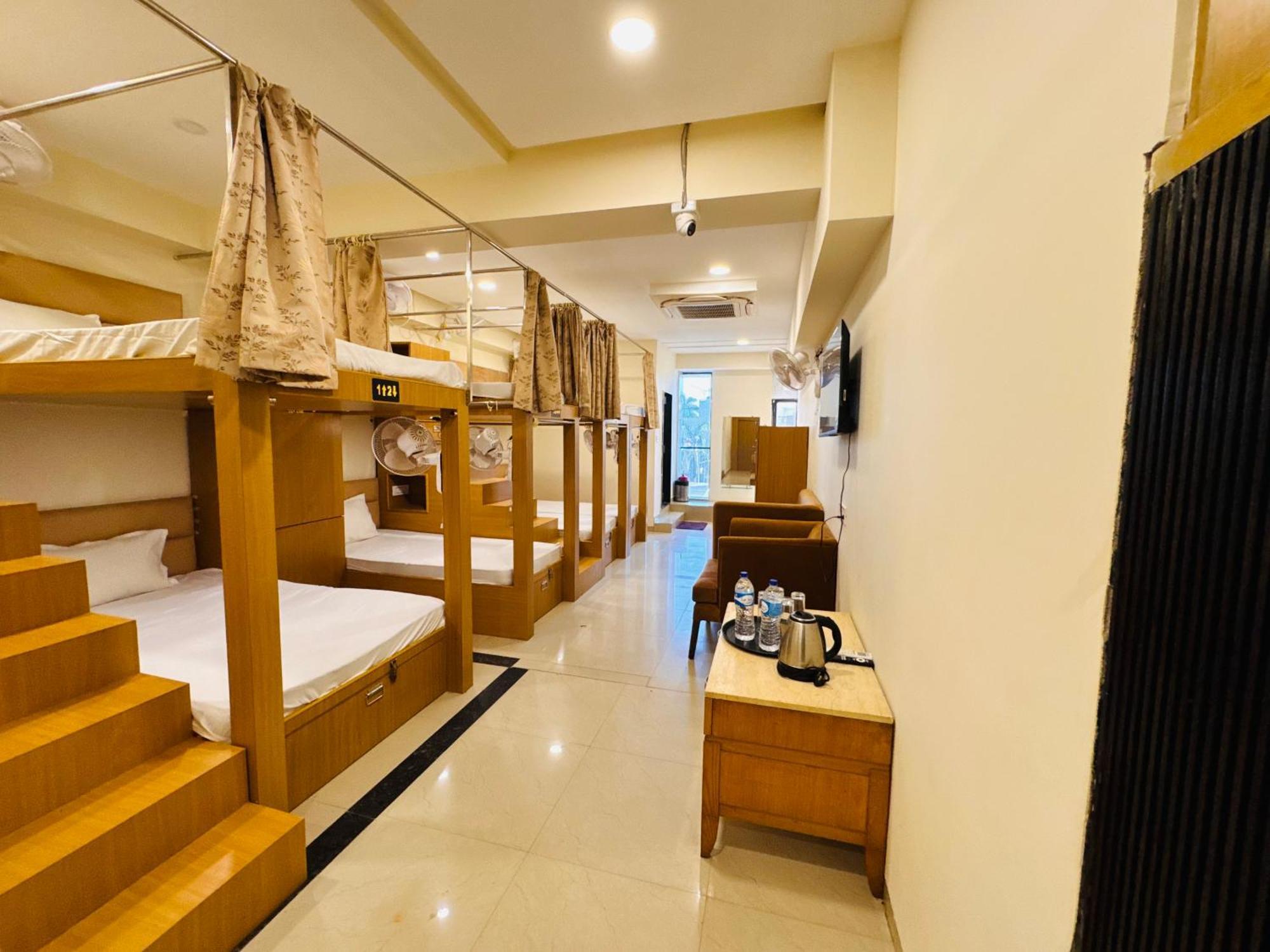 Hotel Shivlok Удджайн Экстерьер фото